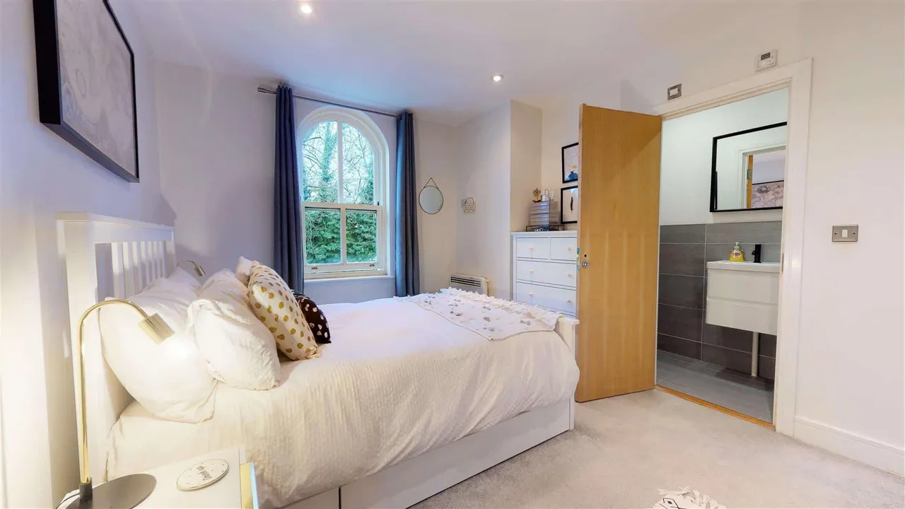 Hetton House, Station Road, Loughton, photo 4