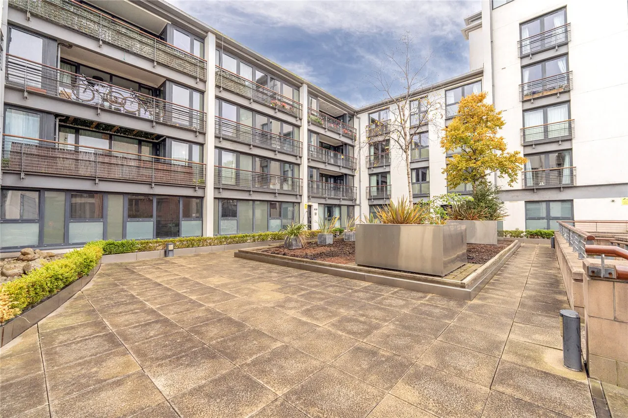 Lower Gilmore Bank, Edinburgh, EH3, photo 17