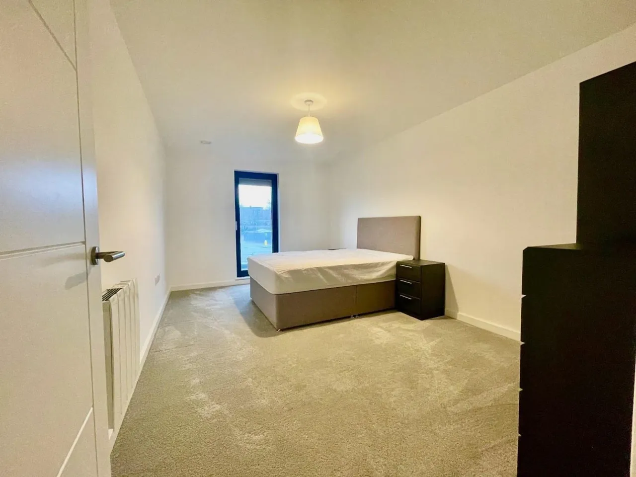 3rd Floor Apartment, Riverside Park, photo 6