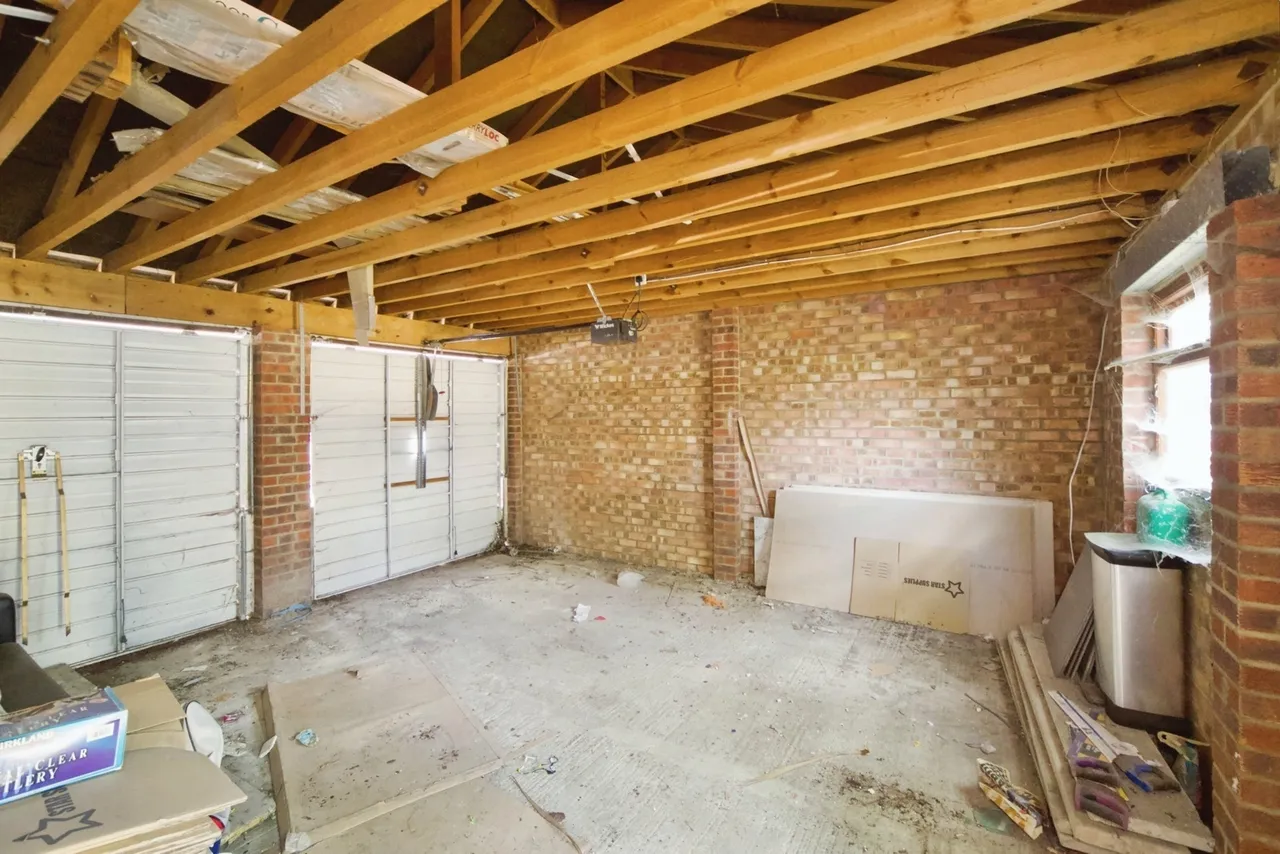 Sedgemoor Drive, Dagenham, RM10, photo 9