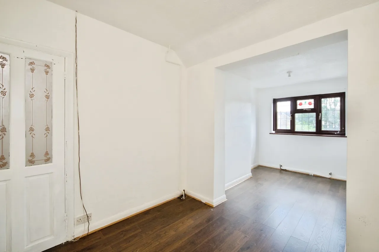 Sedgemoor Drive, Dagenham, RM10, photo 18