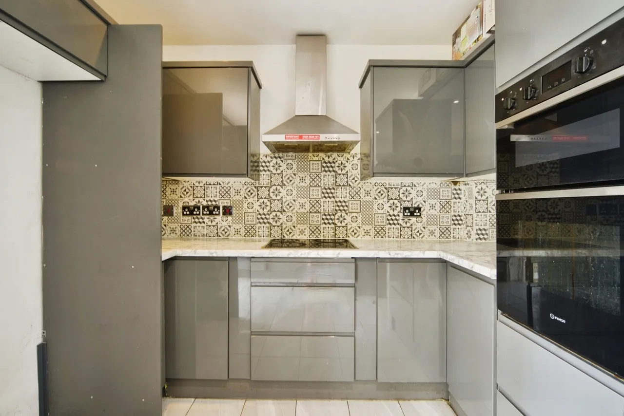 Sedgemoor Drive, Dagenham, RM10, photo 3