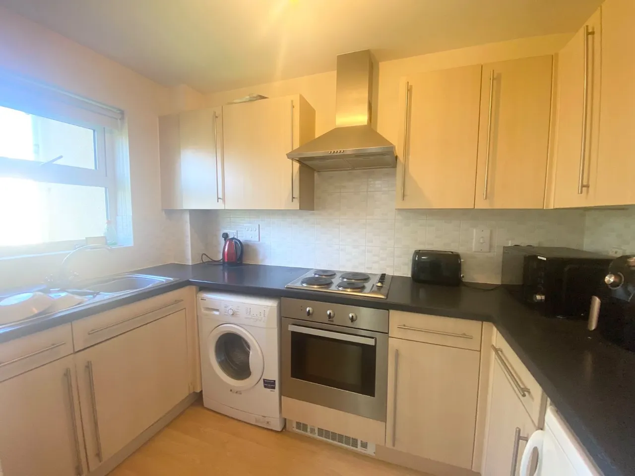 Wortley, Leeds, LS12, photo 2