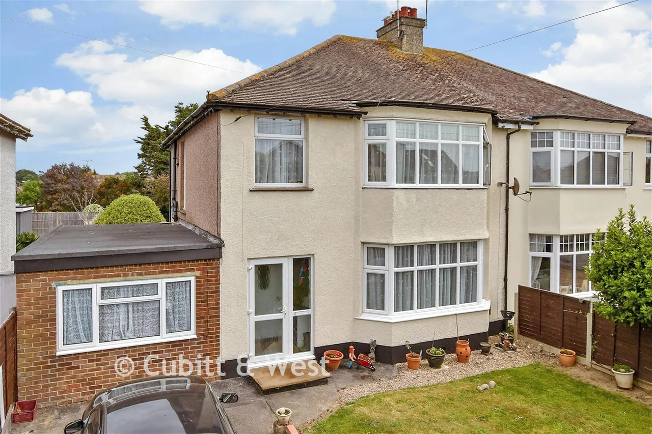 4 bed house for sale, Chichester Road, Bognor Regis, PO21