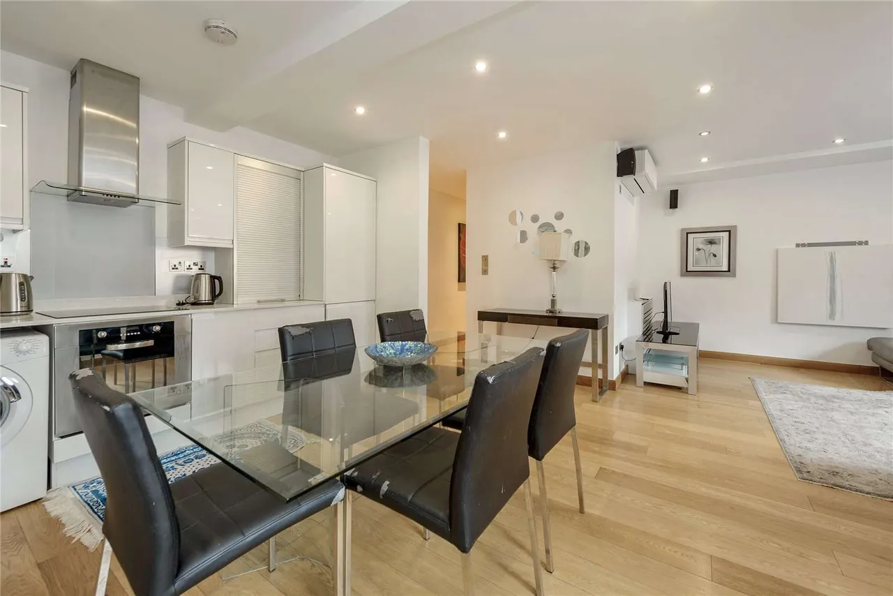 Brompton Road, London, SW3 1ET, photo 4