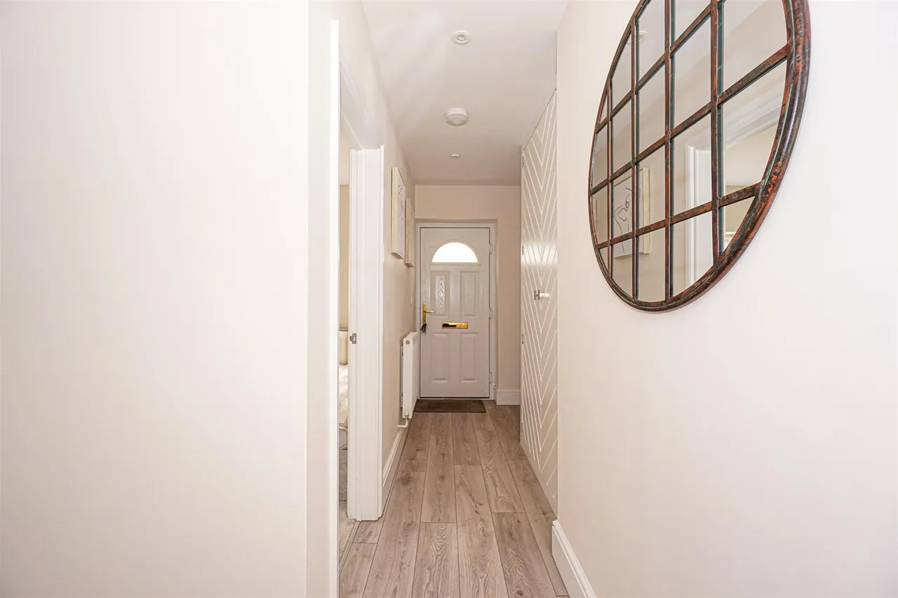 Ironlatch Avenue, St. Leonards-On-Sea, photo 15