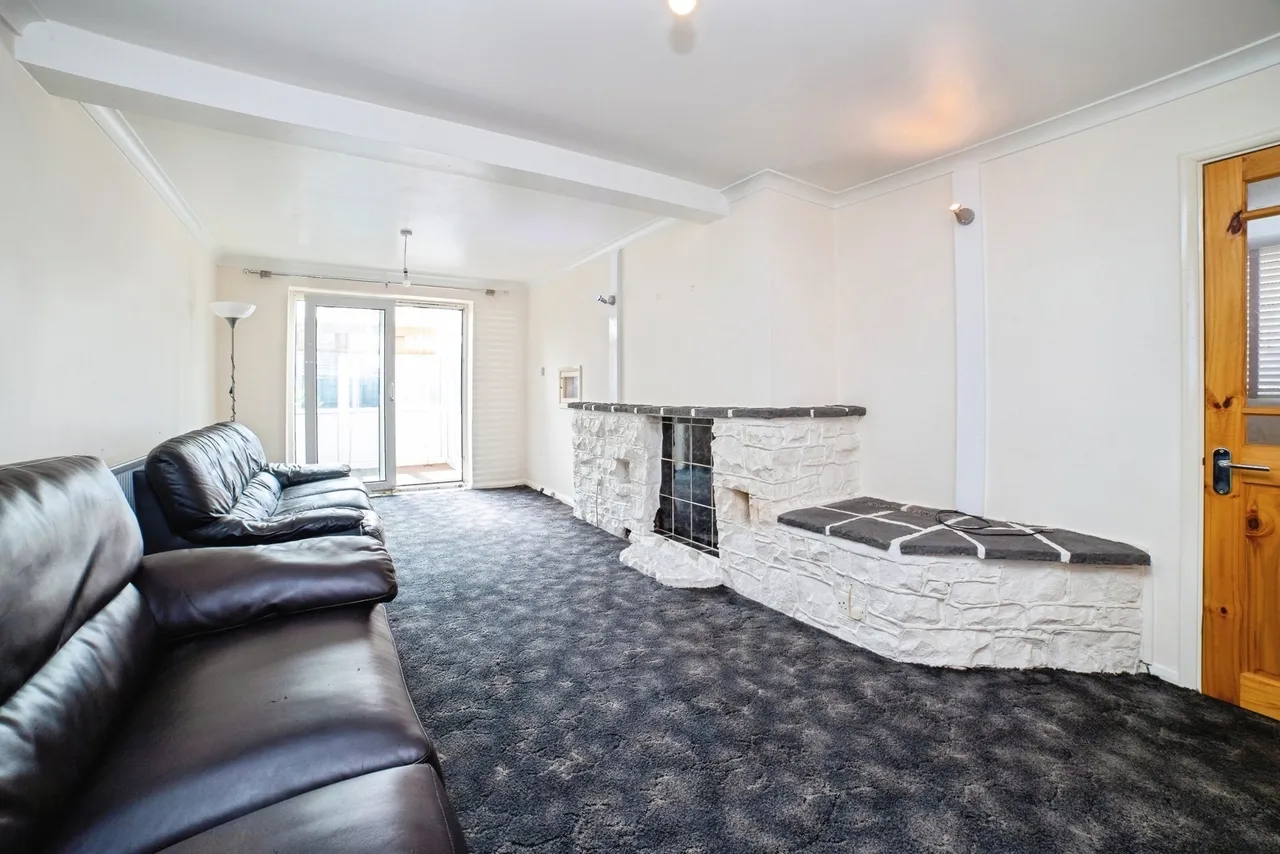 Kaye Road, Mansfield, Nottinghamshire, NG19, photo 3