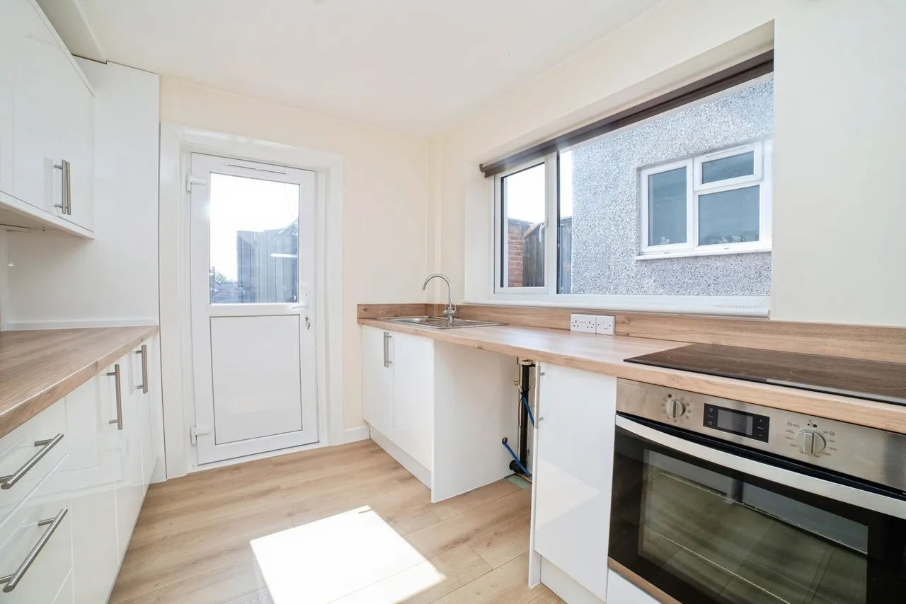 Kaye Road, Mansfield, Nottinghamshire, NG19, photo 2