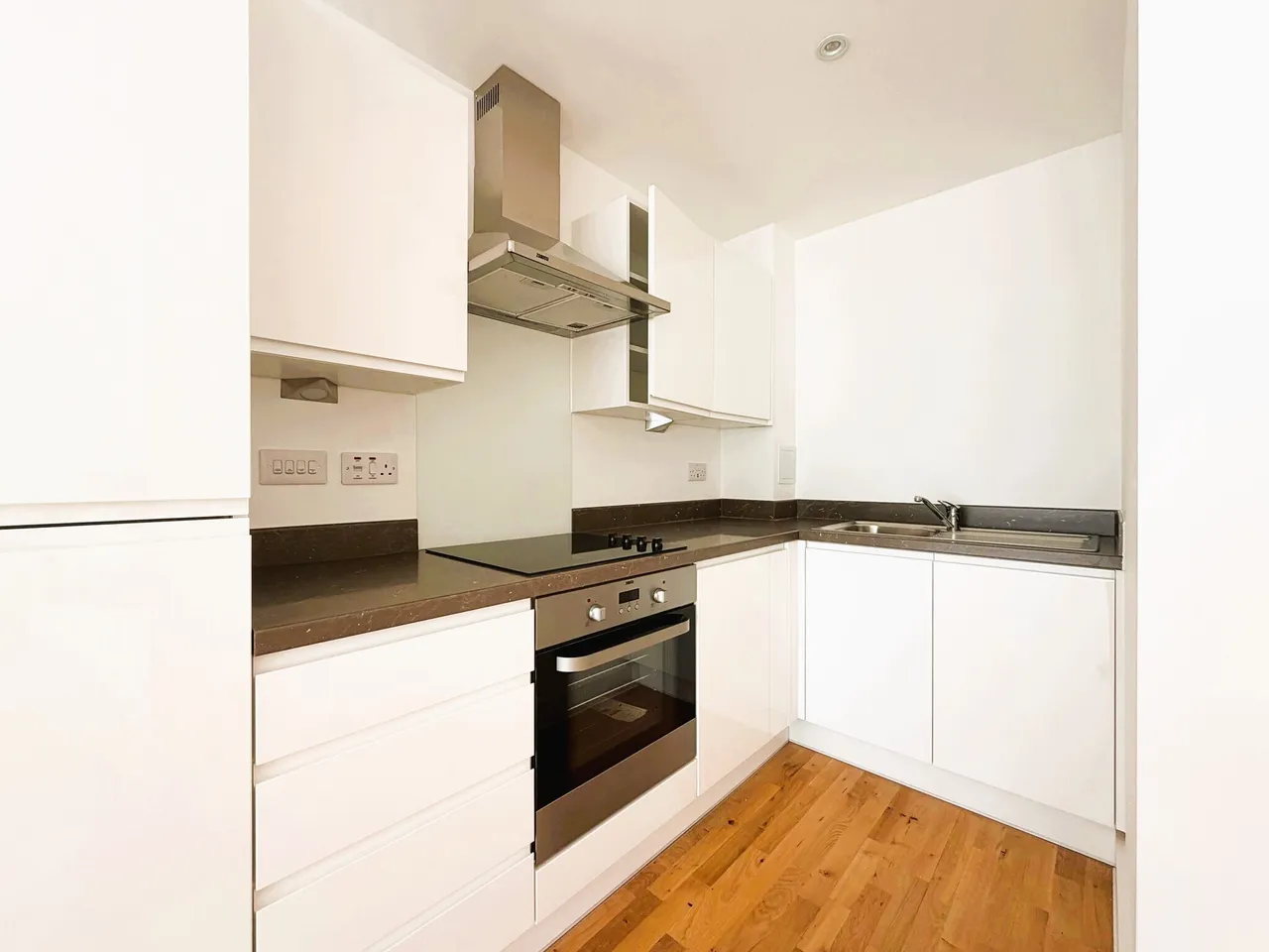 Boston House, Park Place, Stevenage, photo 3