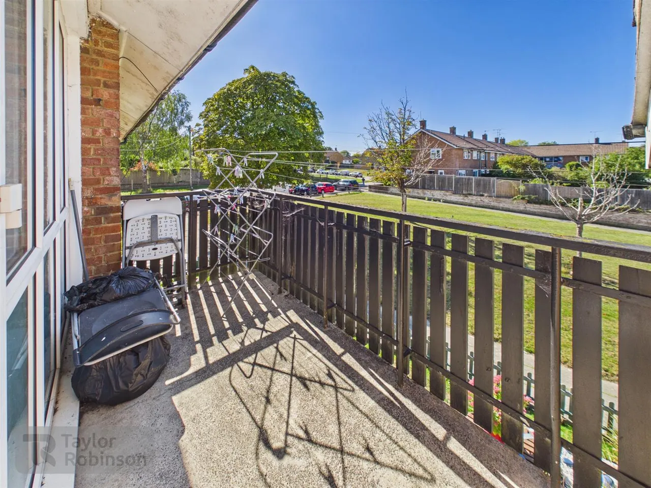 Southgate Drive, Southgate, RH10, photo 7