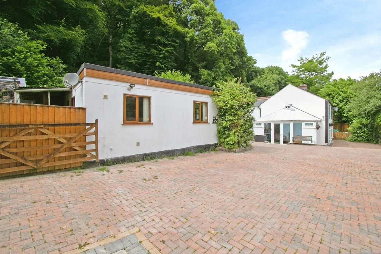 Barras Moor, Perranarworthal, TR3, photo 2