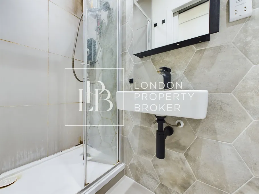 Clifford Road, London, E17, photo 9