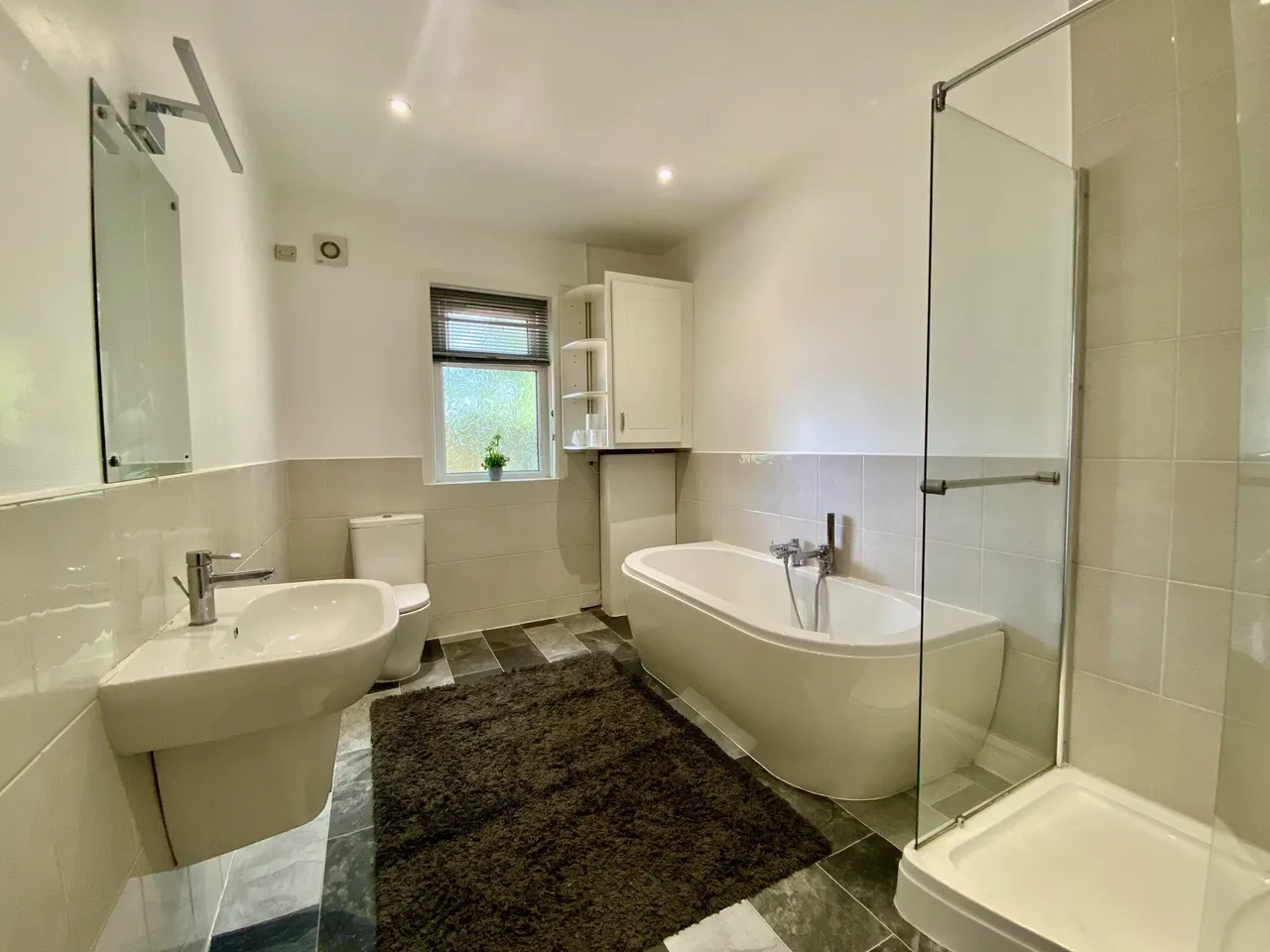 Denham, Brownedge Road, Lostock Hall, photo 10