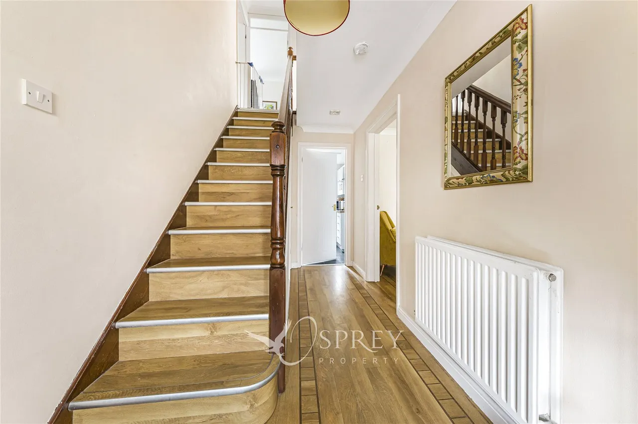 St. Christophers Drive, Oundle, PE8, photo 9