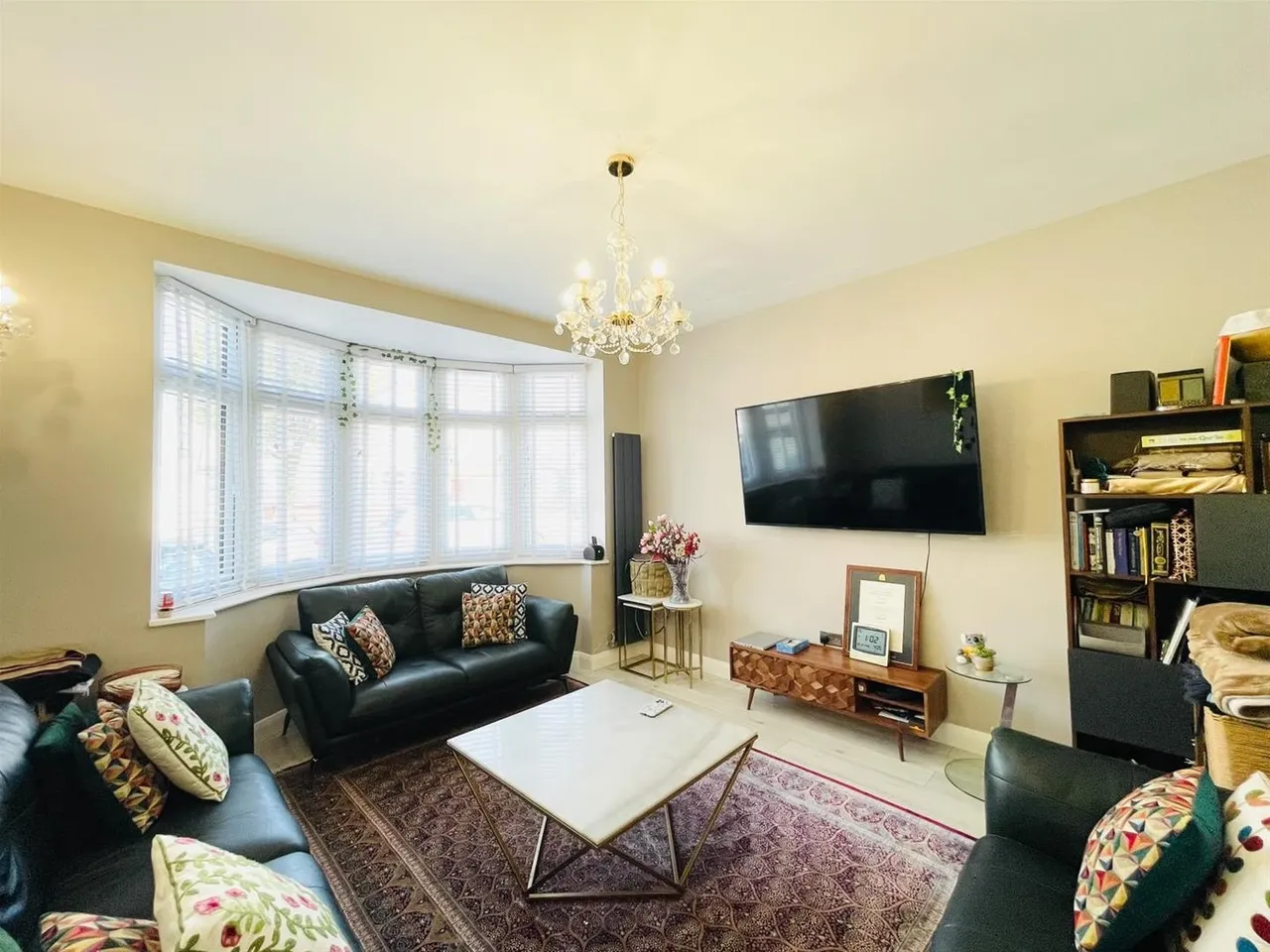 Vista Drive, Ilford IG4 5JF, photo 9