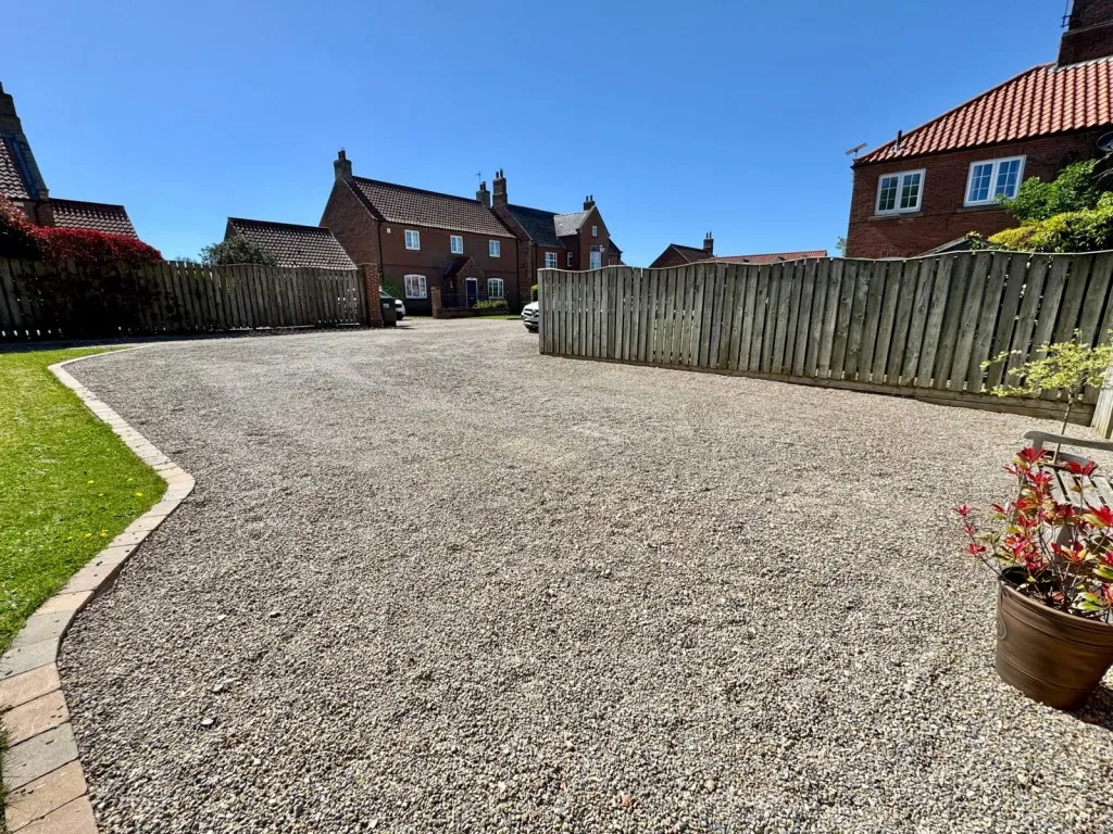 Long Marston ~ Manor Chase, YO26, photo 17