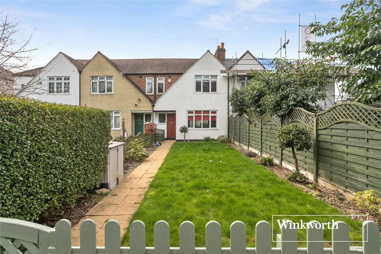 3 bed house for sale, Great North Road, Barnet, EN5