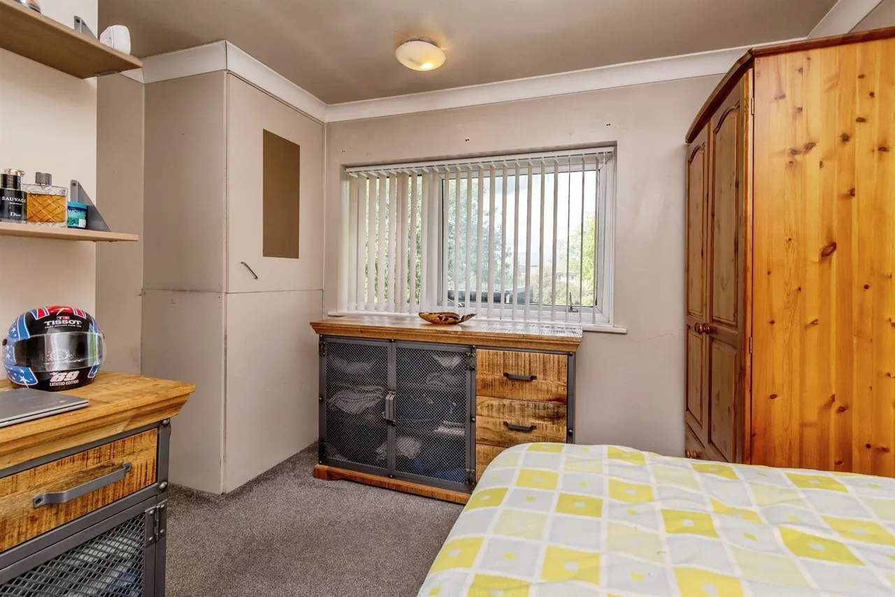 Poplar Avenue, Bentley, Walsall, photo 10