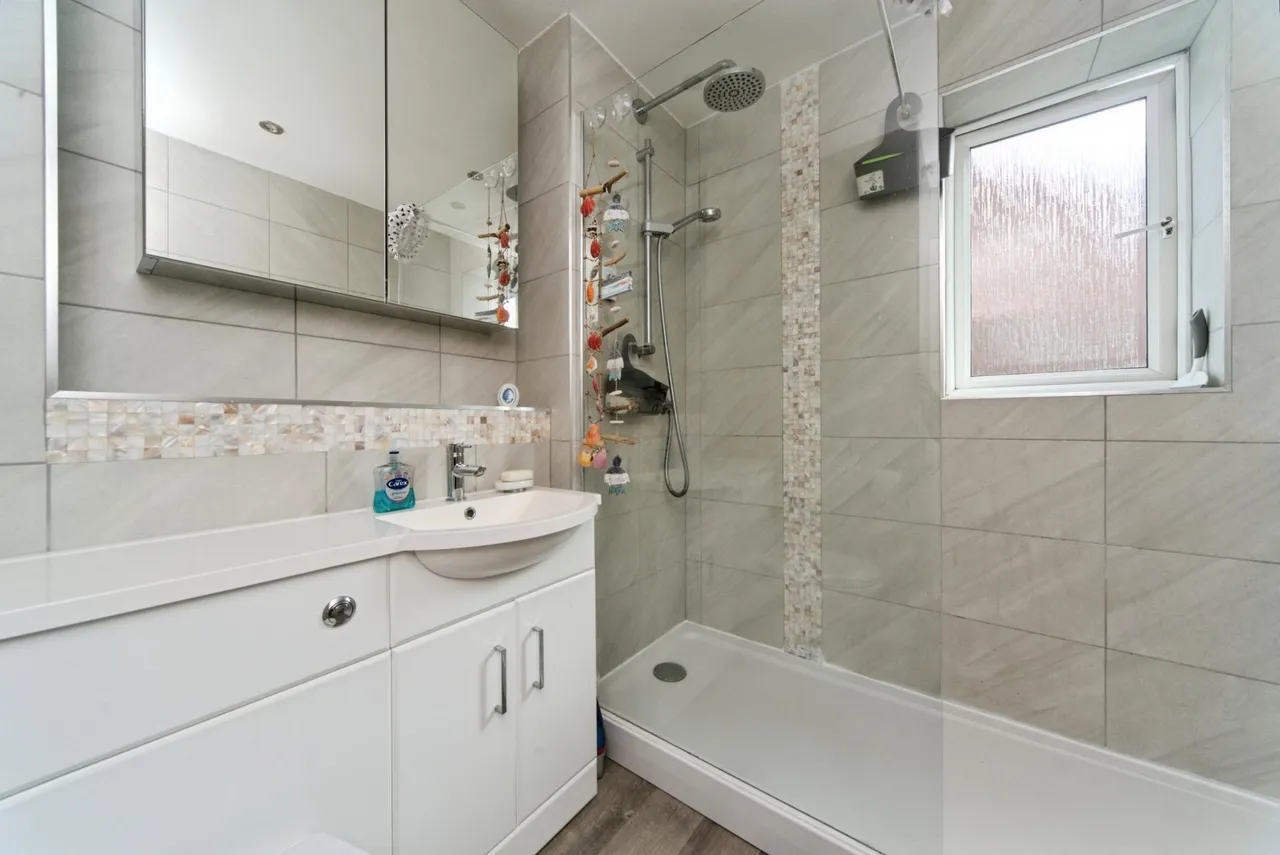 Windsor Close, Eastbourne, BN23, photo 15