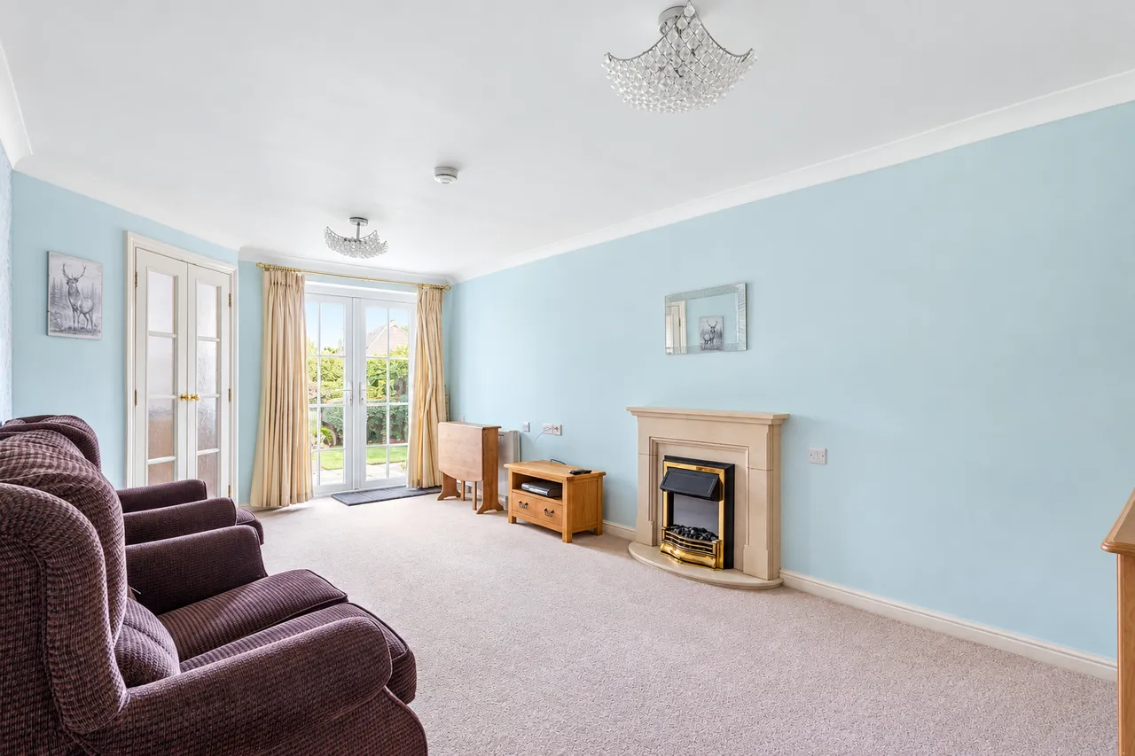 Holtsmere Close, Watford, WD25, photo 4