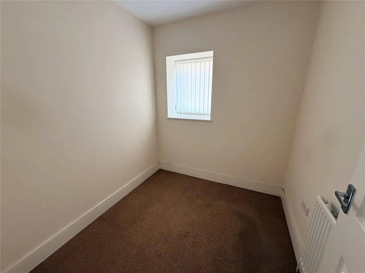 Rake Lane, Wallasey, CH45, photo 9