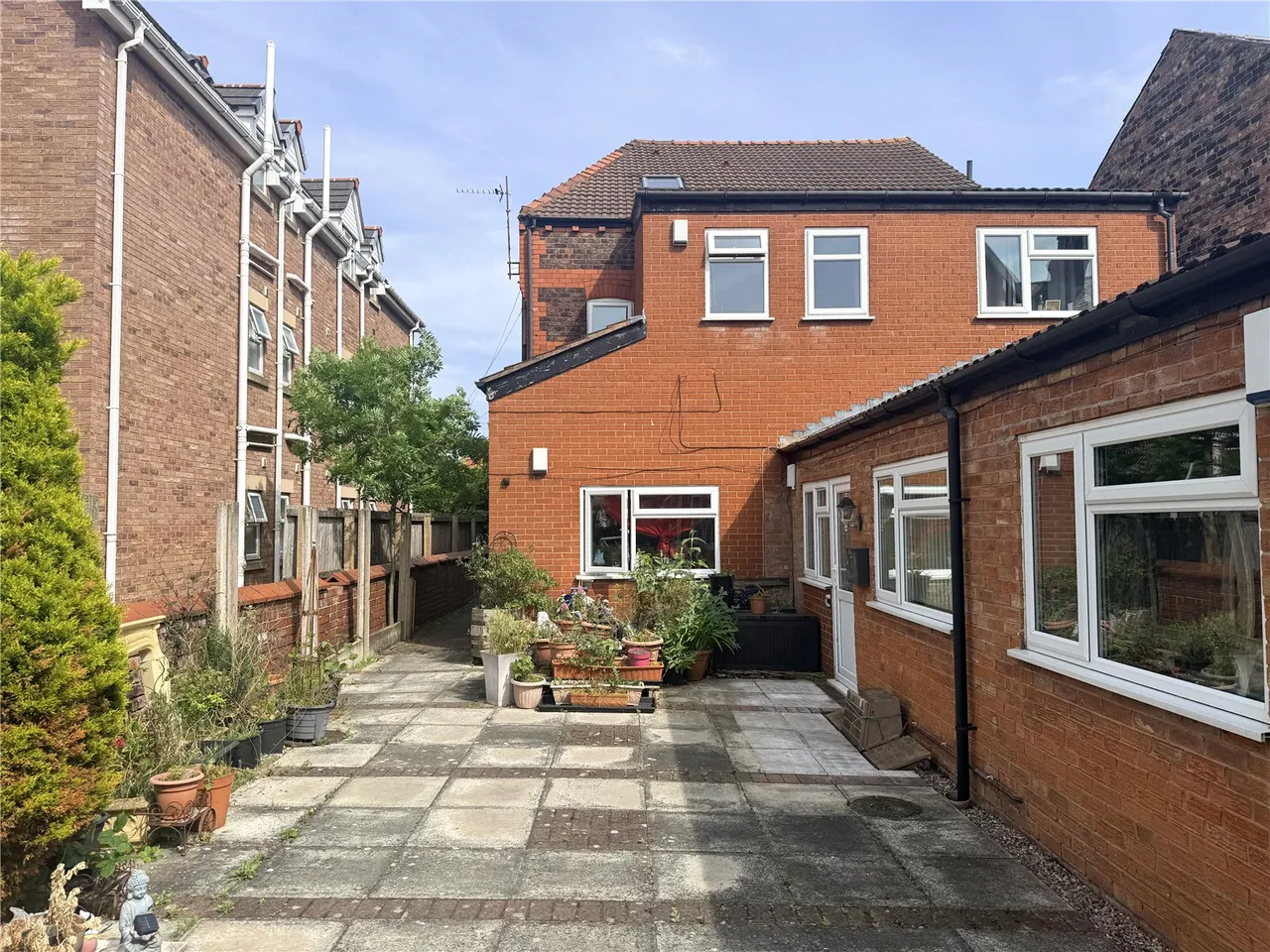 Rake Lane, Wallasey, CH45, photo 12