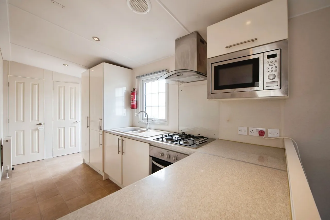 Stokes Bay Road, Gosport, PO12, photo 4