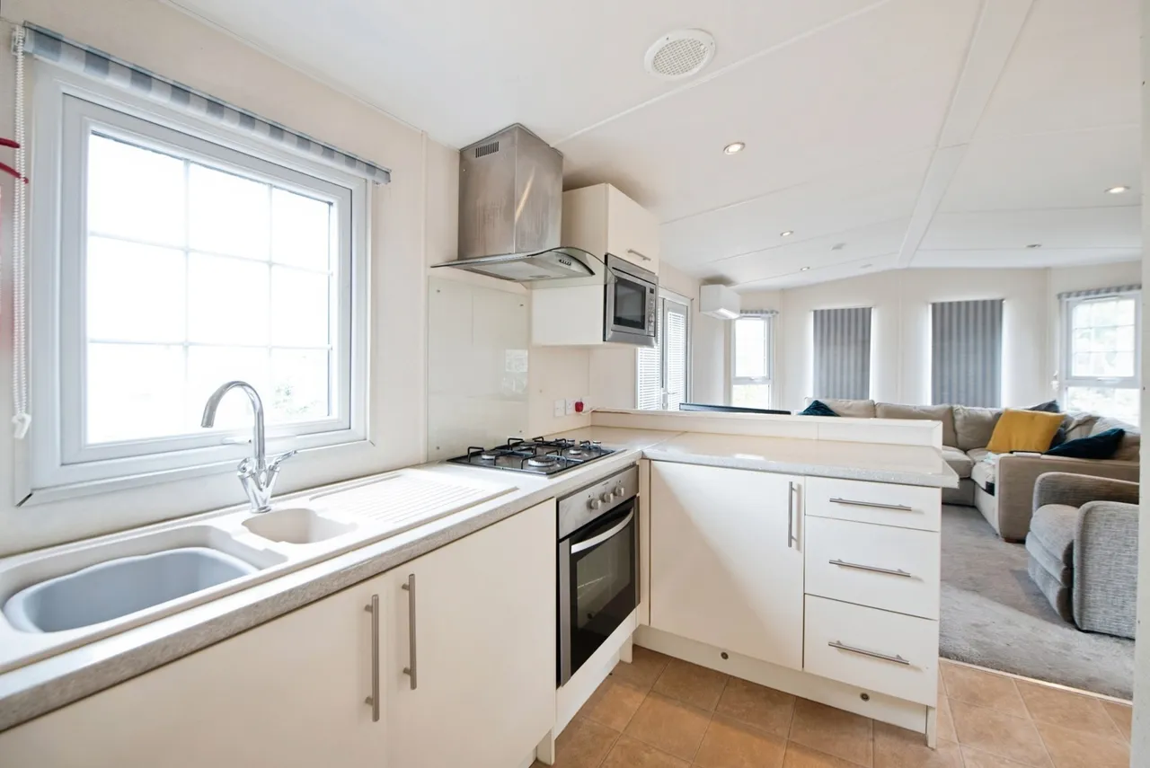 Stokes Bay Road, Gosport, PO12, photo 2