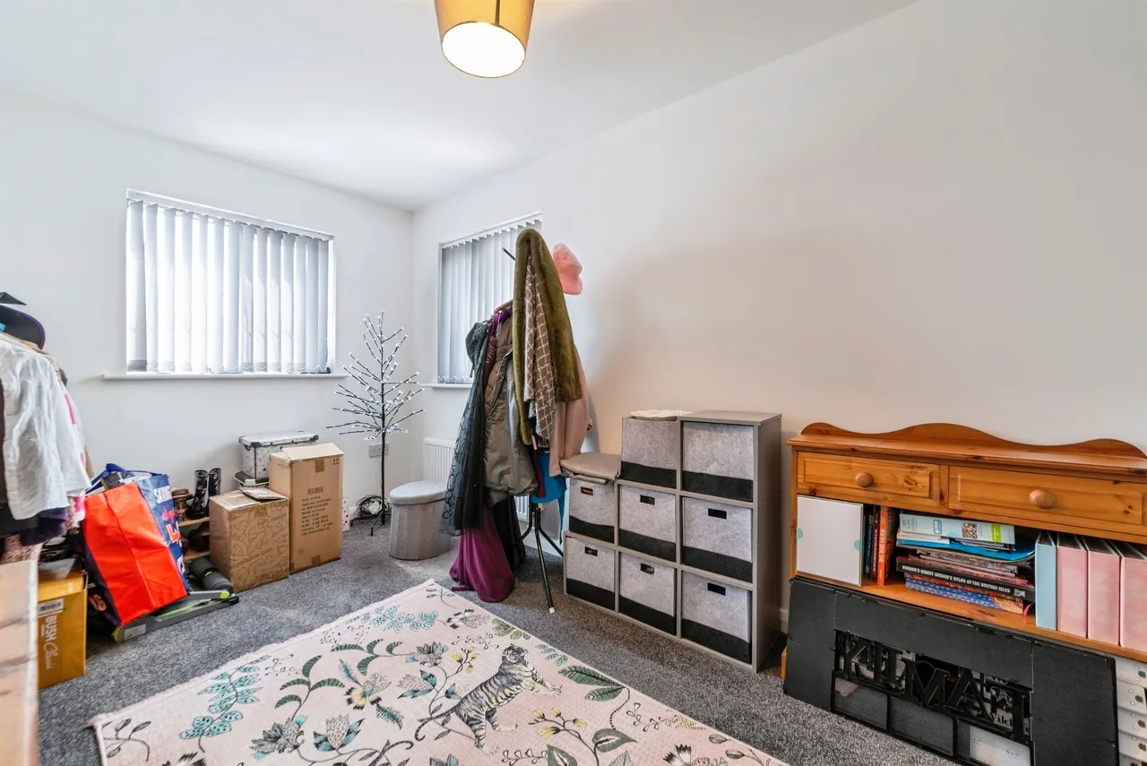 Gilberts Field, North Muskham, NG23, photo 12