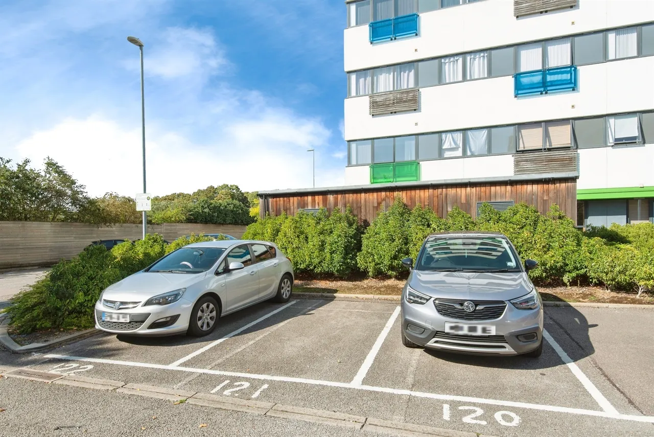 Kings Road, Stevenage, photo 8