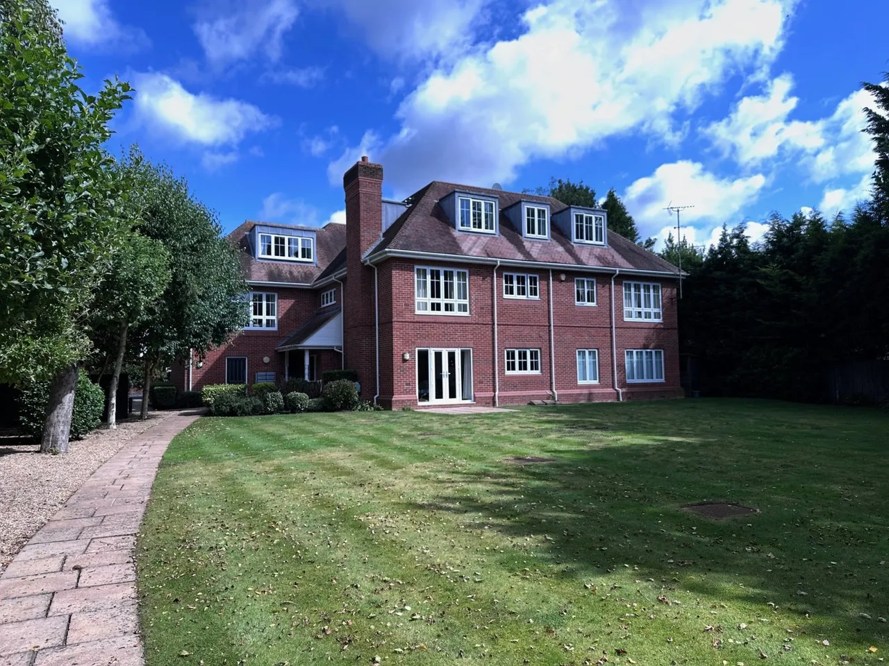 Beaconsfield, Buckinghamshire, photo 11