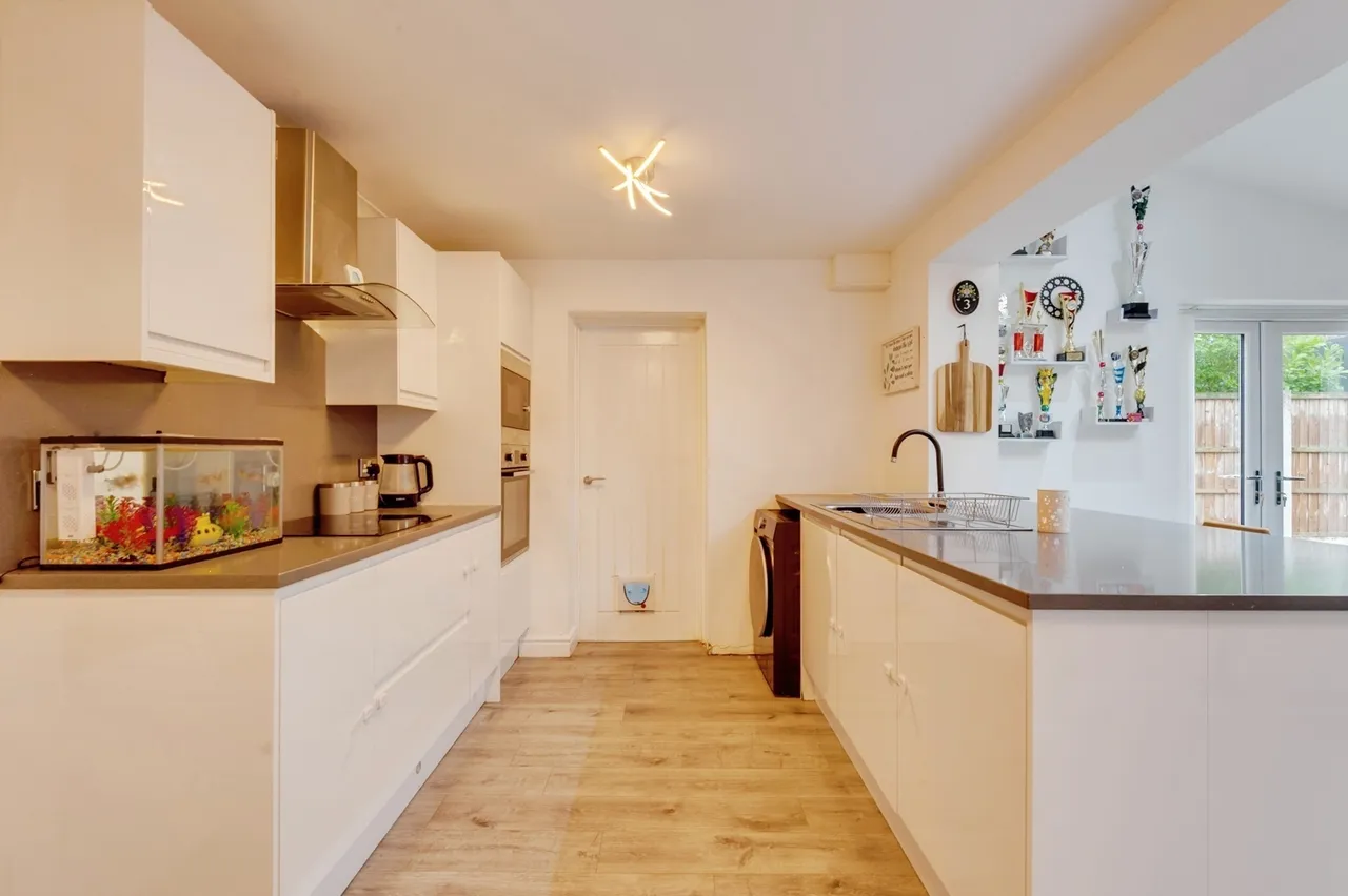 Flander Close, Widnes, WA8, photo 6