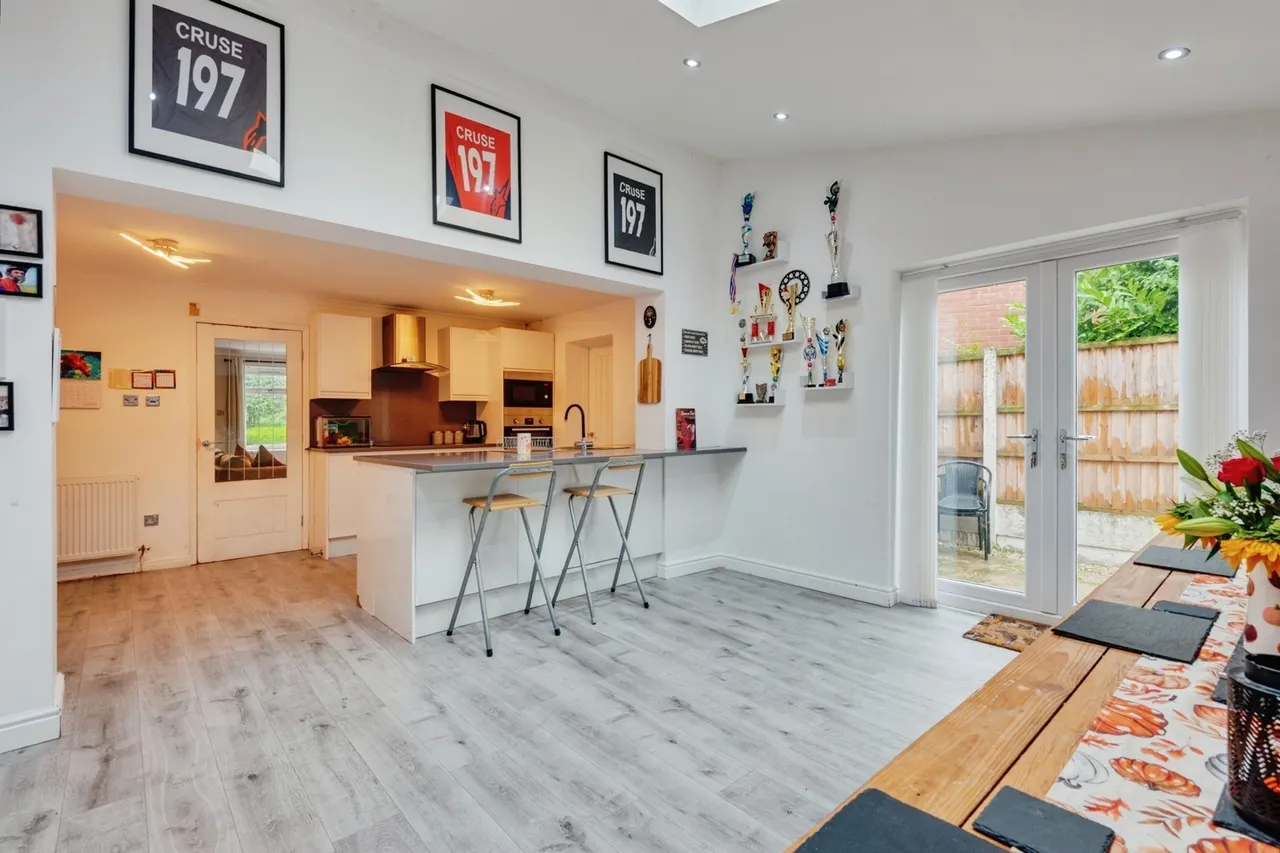 Flander Close, Widnes, WA8, photo 5