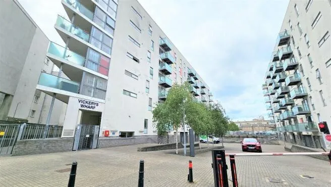 1 bed flat to rent, Stainsby Road, London, E14