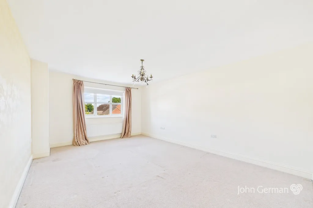 Wright Crescent, Ashbourne, photo 11