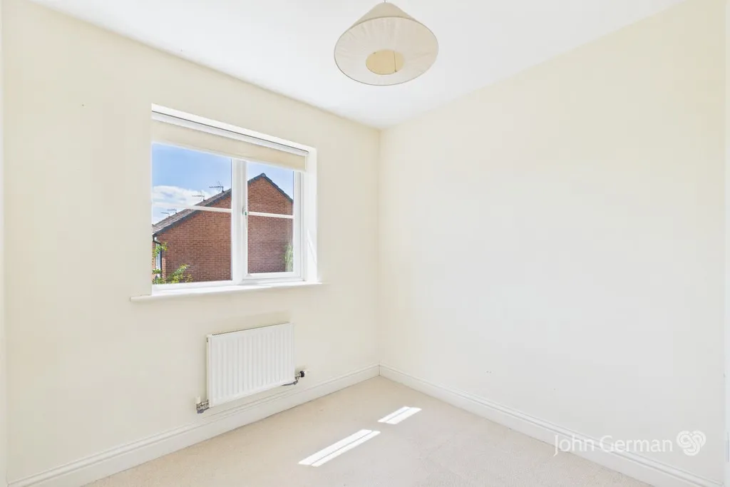 Wright Crescent, Ashbourne, photo 17