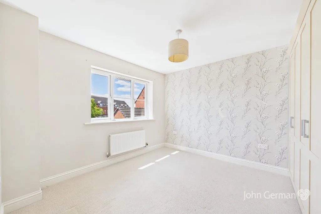 Wright Crescent, Ashbourne, photo 15