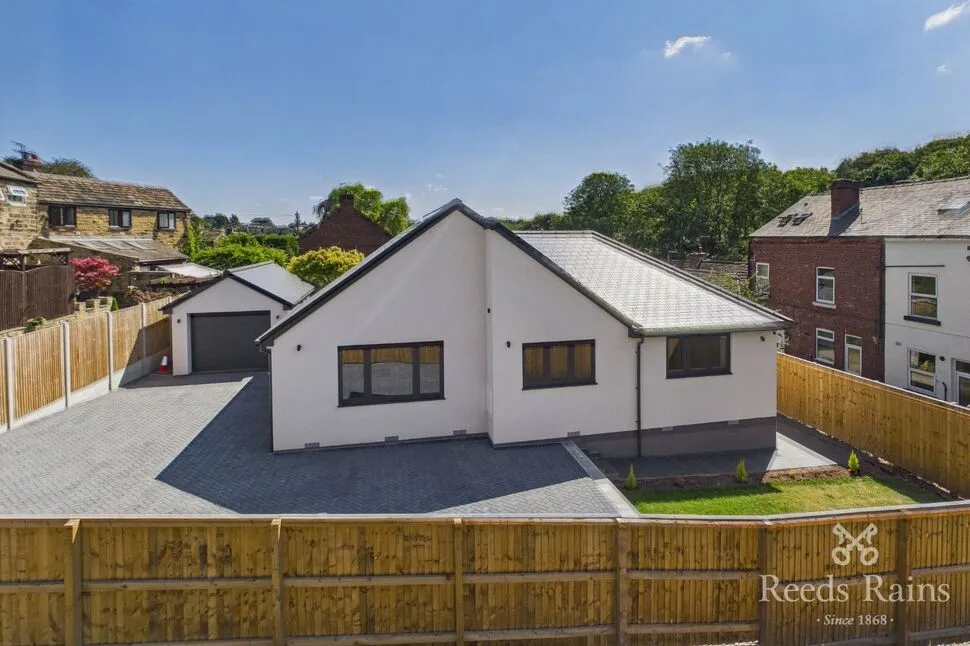 3 bed house for sale — School Hill, Newmillerdam, West Yorkshire, WF2