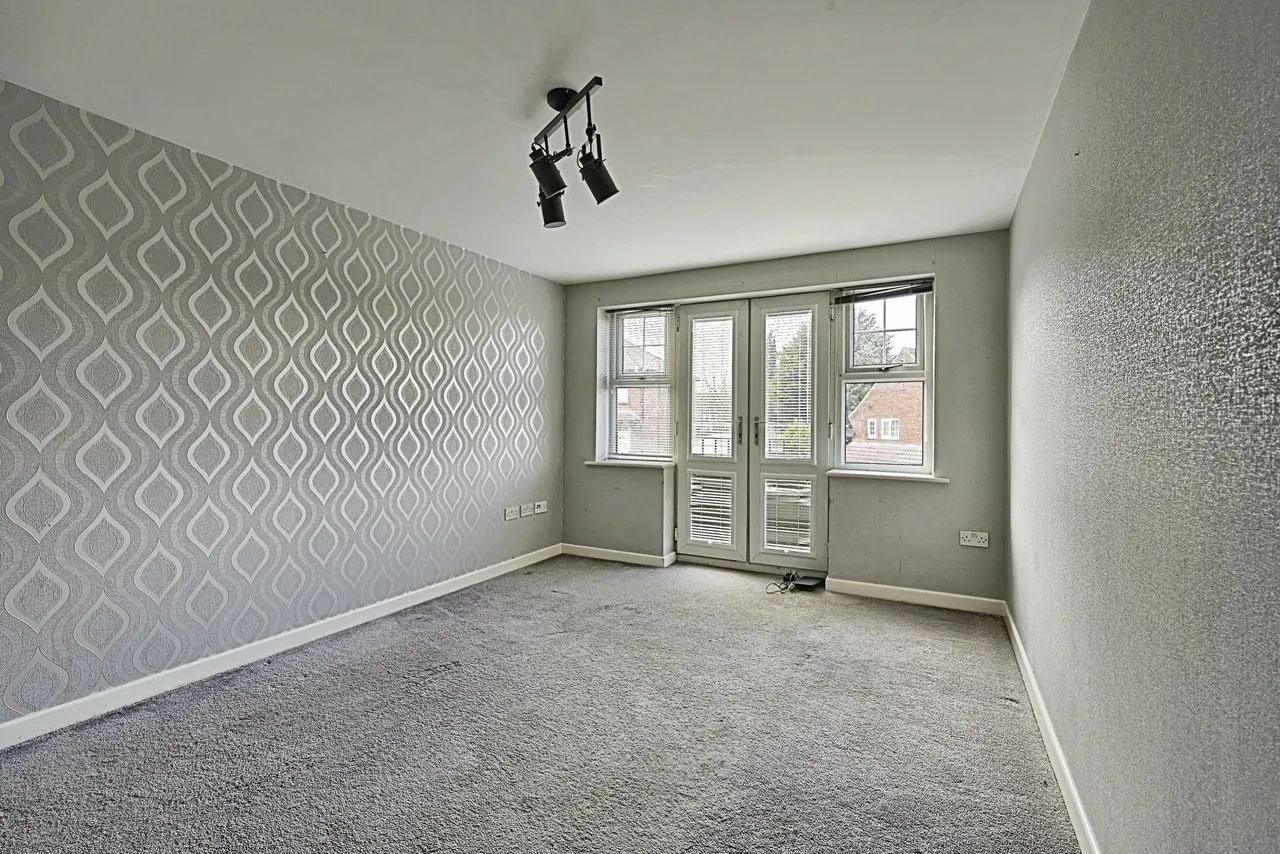 Farnley Crescent, Leeds, West Yorkshire, LS12, photo 9