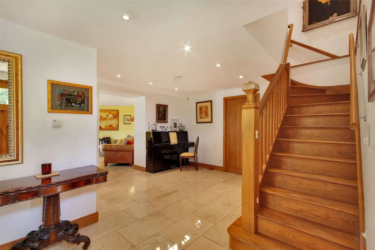 Witherenden Hill, Burwash, Etchingham, East Sussex, TN19 7JN, photo 4