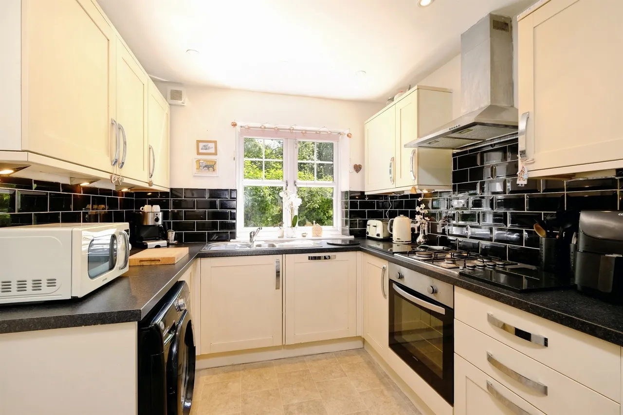 College Road, Hereford, HR1, photo 2