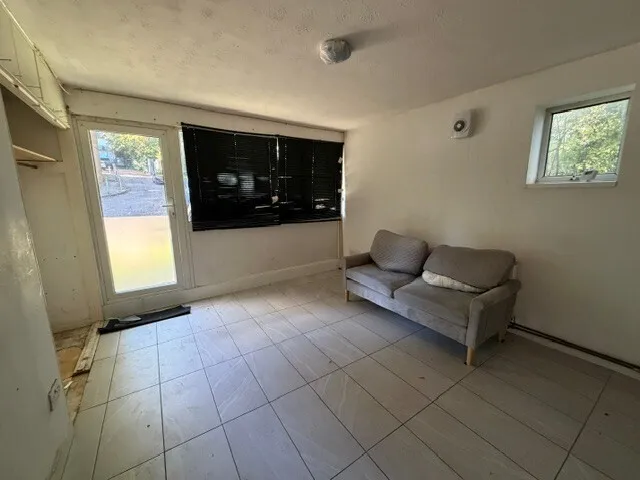 Farley Lodge, Luton, LU1, photo 4