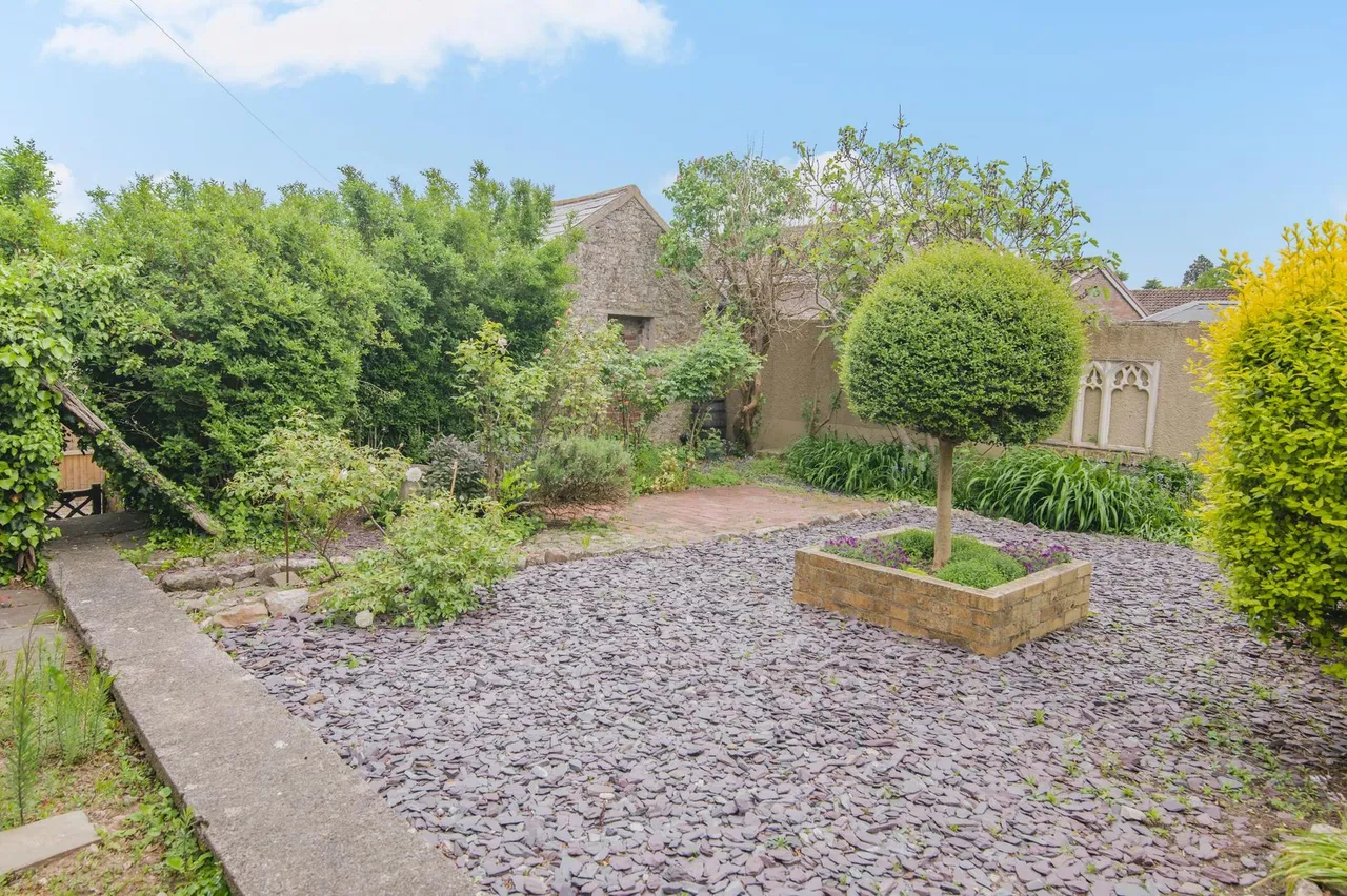 Church Road, Caldicot, NP26, photo 31