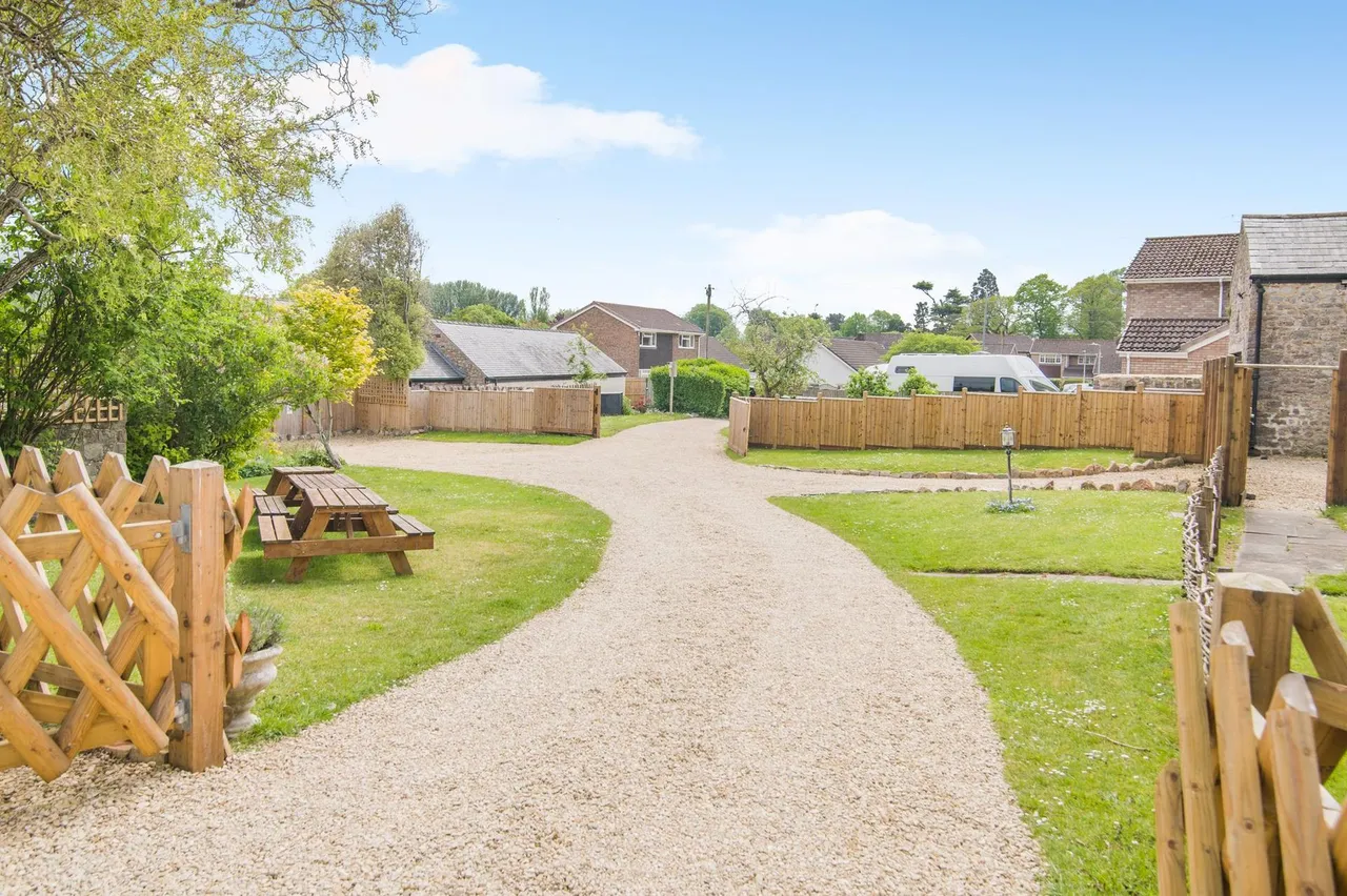 Church Road, Caldicot, NP26, photo 37