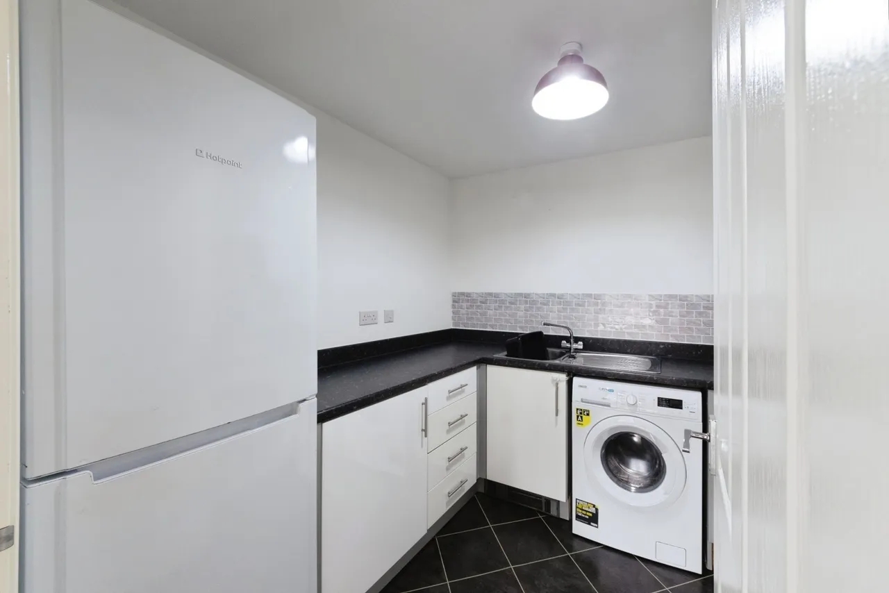 Wharf Lane, Solihull, B91, photo 5