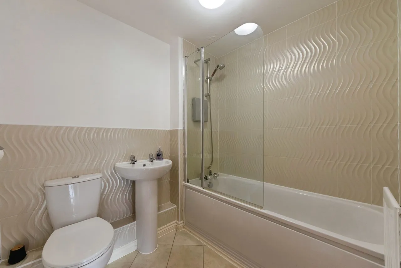 Wharf Lane, Solihull, B91, photo 11