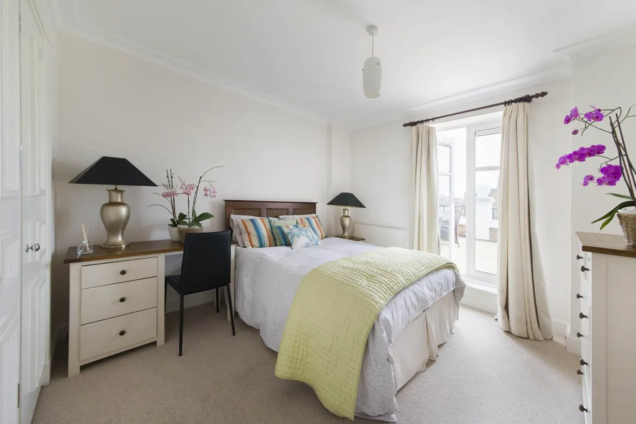 Oak Lodge, Kensington Green, W8 5UL, photo 6