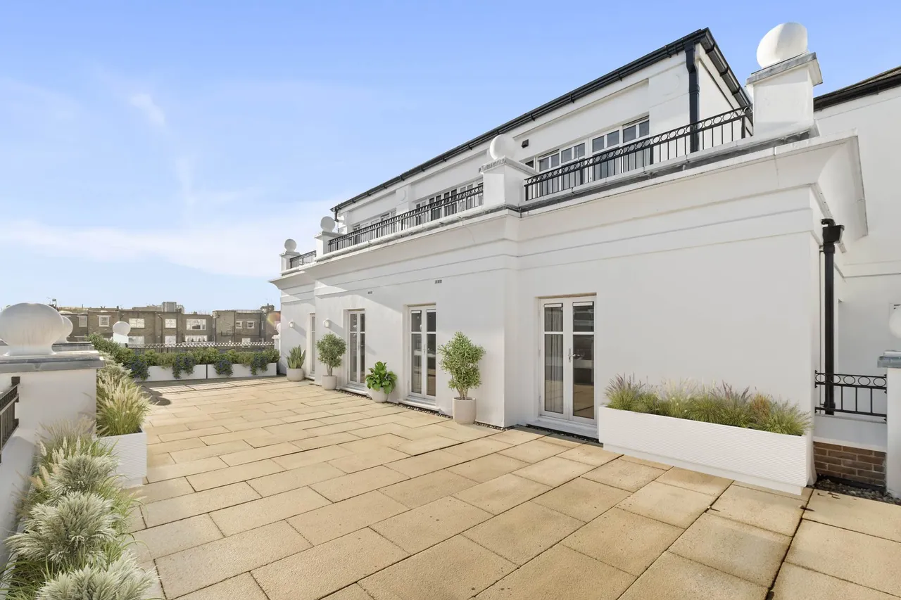 Oak Lodge, Kensington Green, W8 5UL, photo 5