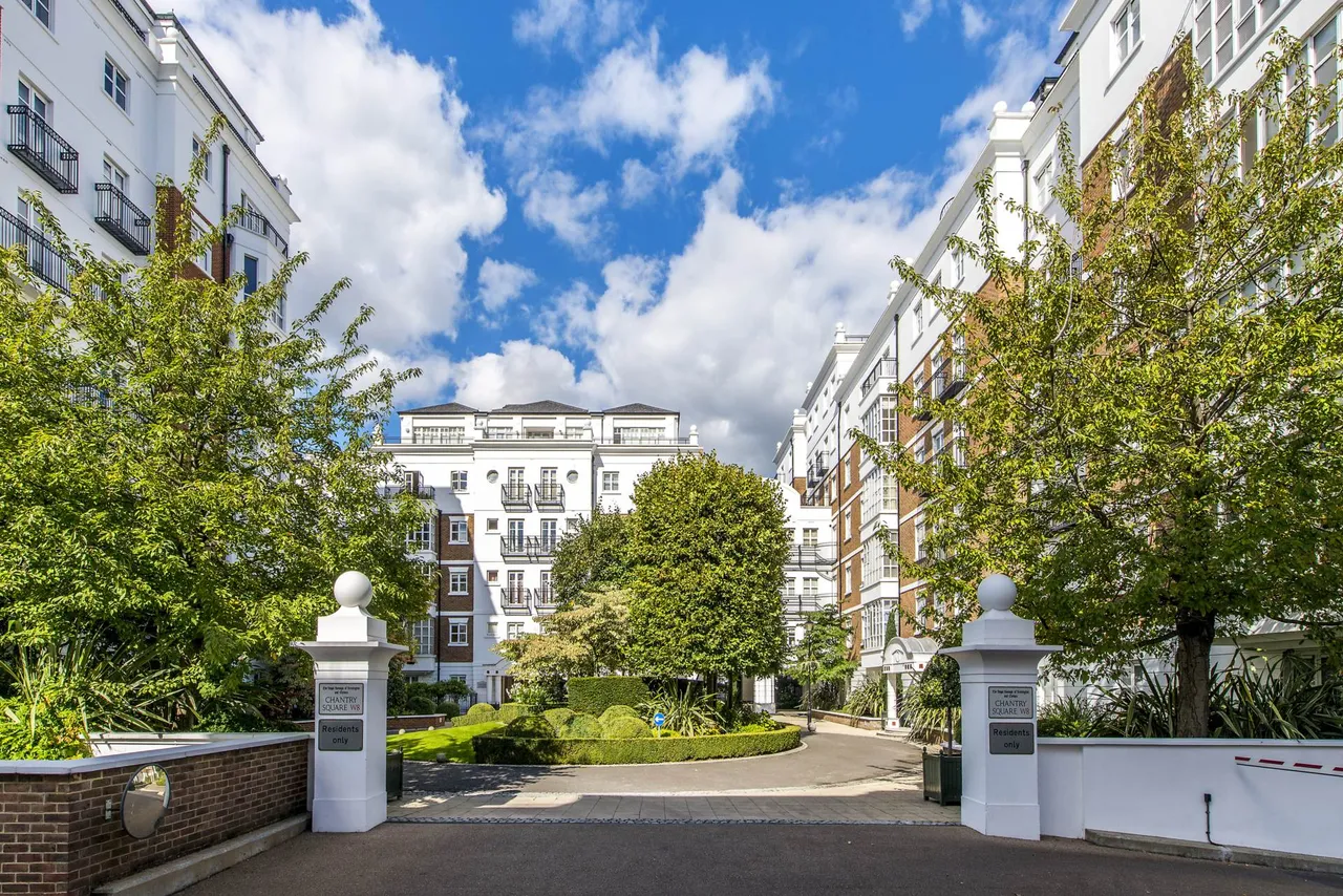 Oak Lodge, Kensington Green, W8 5UL, photo 14
