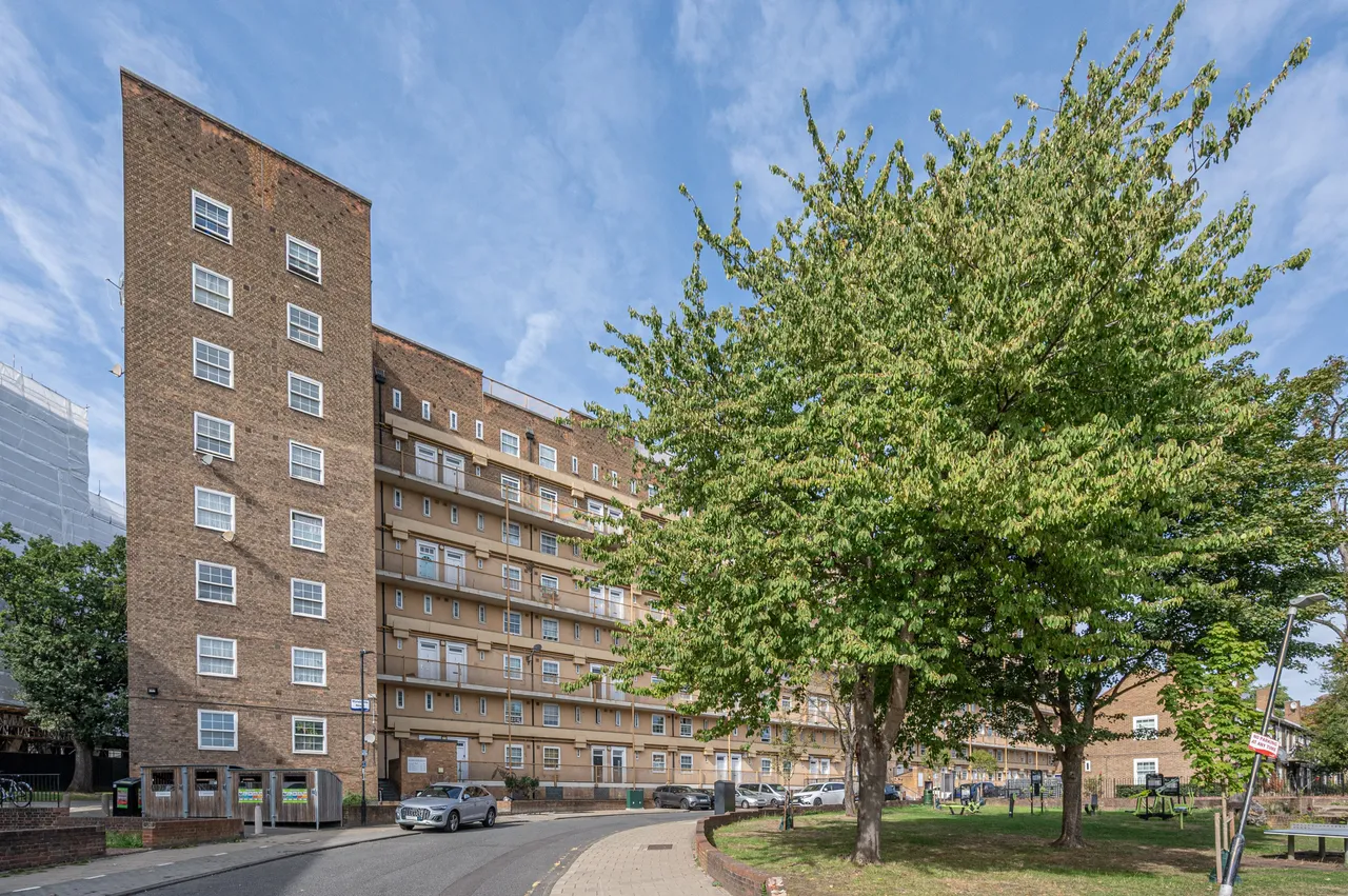London, SW4, photo 13